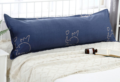 Калъфка за възглавница в няколко цвята с флорална декорация