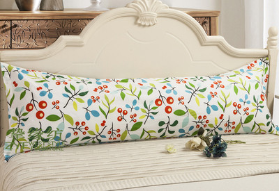 Калъфка за възглавница в няколко цвята с флорална декорация