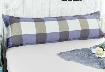 Калъфка за възглавница в няколко цвята с флорална декорация