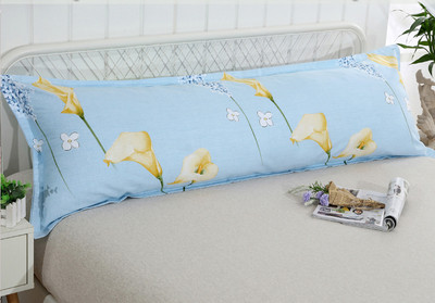 Калъфка за възглавница в няколко цвята с флорална декорация