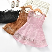 Rochie pentru copii din dantela in trei culori cu bretele late