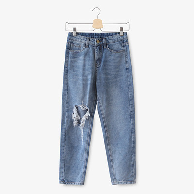 Τζιν τρέχοντα κυρίες σε ένα χρώμα