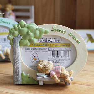 Рамка за снимки с 3D елемент в два модела