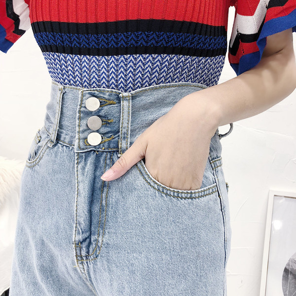 Blugi de dama cu talie inalta de culoare deschisa