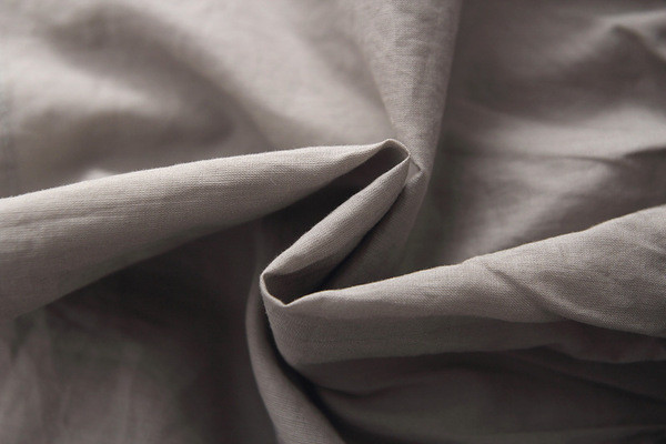 Μοντέρνο παιδικό φόρεμα με 3D διακόσμηση σε γκρι χρώμα