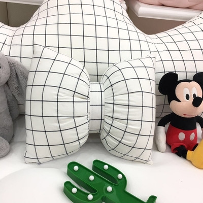 Малка декоративна възглавница