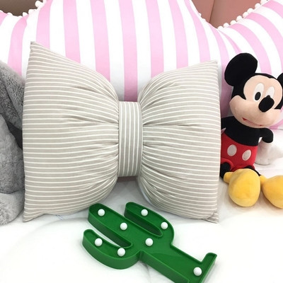 Малка декоративна възглавница