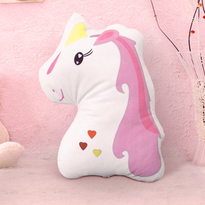 Διακοσμητικά μαξιλάρια σε διάφορα σχήματα