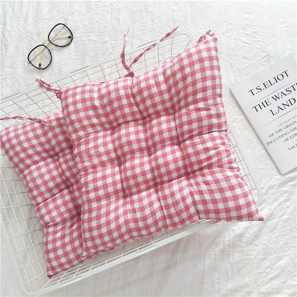 Възглавница за стол с връзки в три цвята