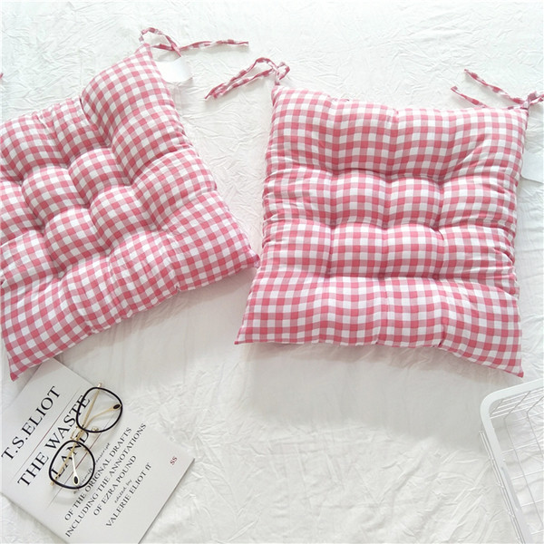 Възглавница за стол с връзки в три цвята