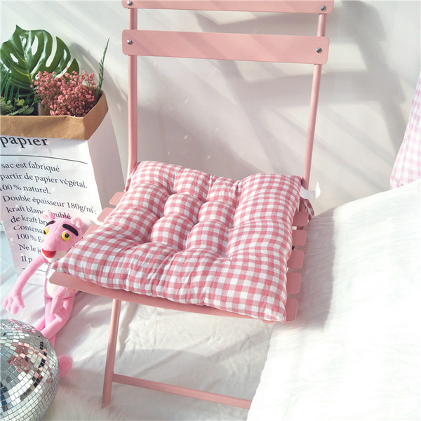 Възглавница за стол с връзки в три цвята