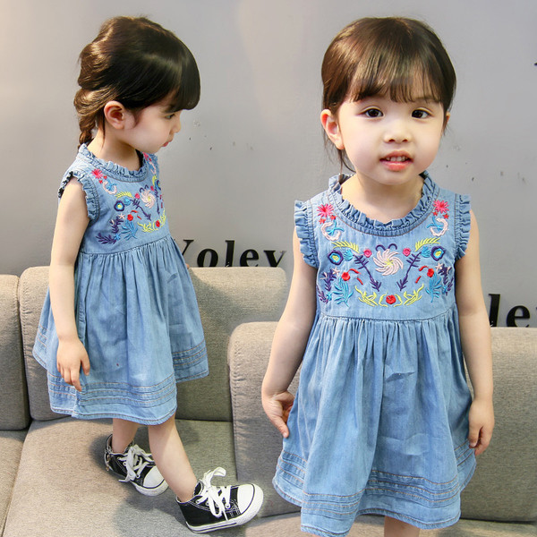 Παιδικό ντιζάιν φόρεμα με floral κεντήματα