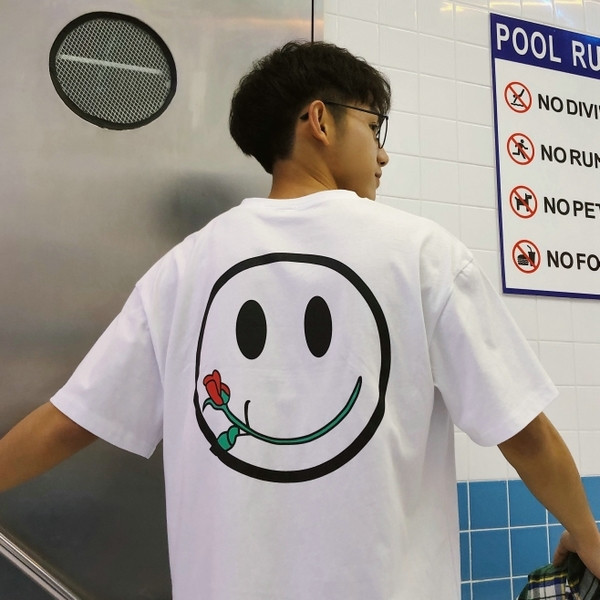 Модерна мъжка тениска а апликация в няколко цвята