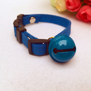 Lesa pentru caini si pisici in mai multe culori cu clopotel