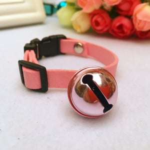 Lesa pentru caini si pisici in mai multe culori cu clopotel