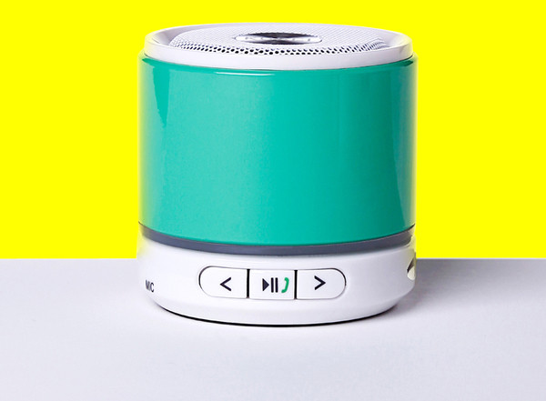 Малка портативна bluetooth колонка