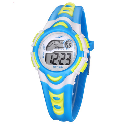 Gyermek sport-napi karóra több színben