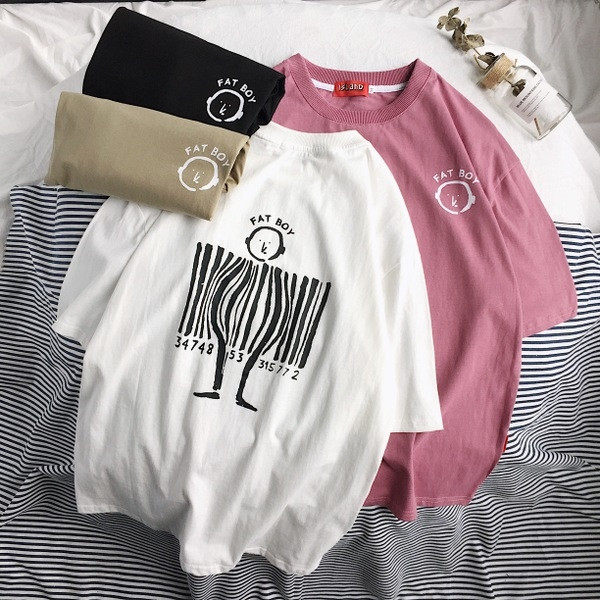 Tricou casual barbatesc cu aplicatie si inscriptie in patru culori