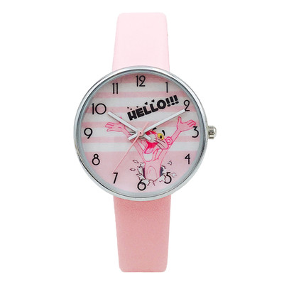 Több színben rátéttel és felirattal ellátott lányos gyerekóra