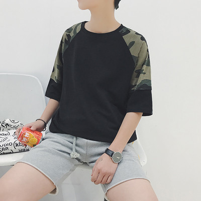 Τριαντάφυλλο άνδρας με καμουφλάκια σε τρία χρώματα