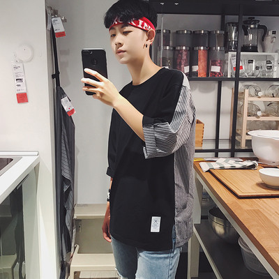 Tricou barbatesc model larg in alb si negru cu maneci 3/4 si elemente cu dungi