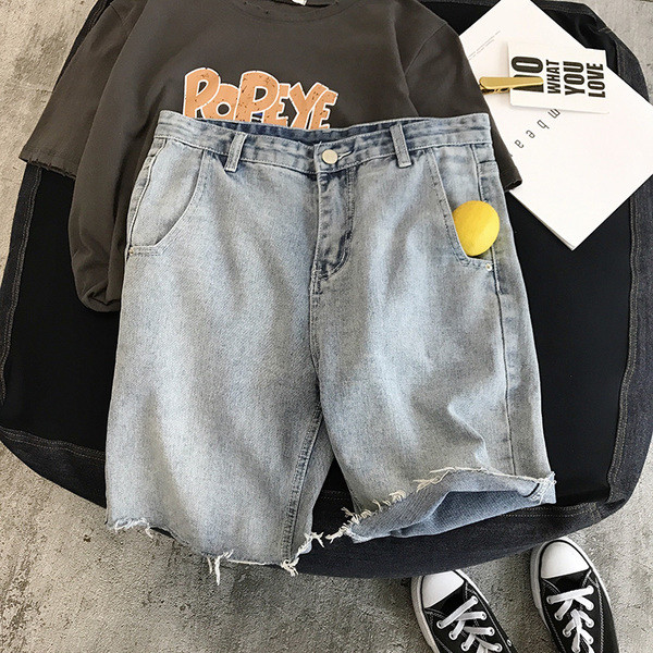 Pantaloni scurți de bărbați actuali în două culori