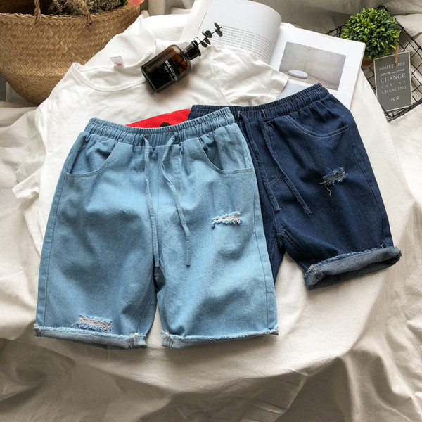 Pantaloni scurți pentru bărbați în două culori