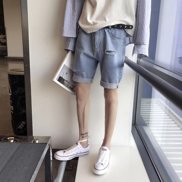 Pantaloni scurți pentru bărbați de culoare deschisă, potriviti pentru utilizarea de zi cu zi