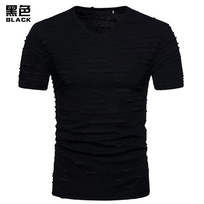 Μοντέρνο ανδρικό T-shirt με V-neckline και σχισμένα σχέδια σε λευκό και μαύρο χρώμα