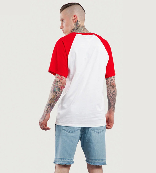 Tricou barbatesc modern model larg in mai multe culori