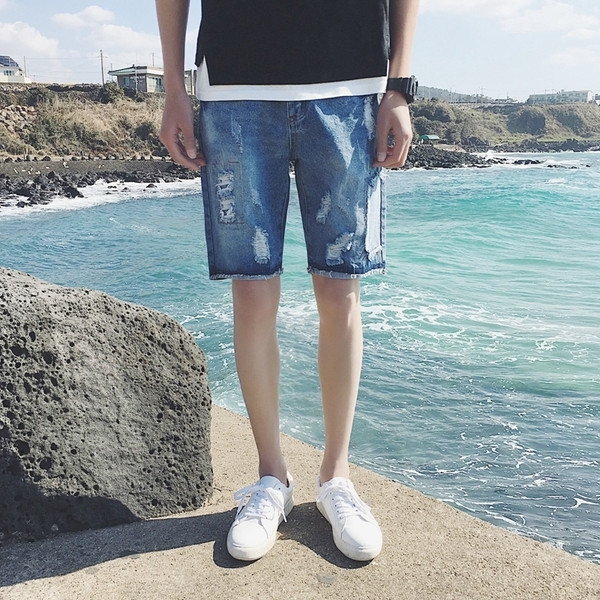 Мъжки шорти в светъл цвят