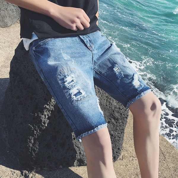 Мъжки шорти в светъл цвят