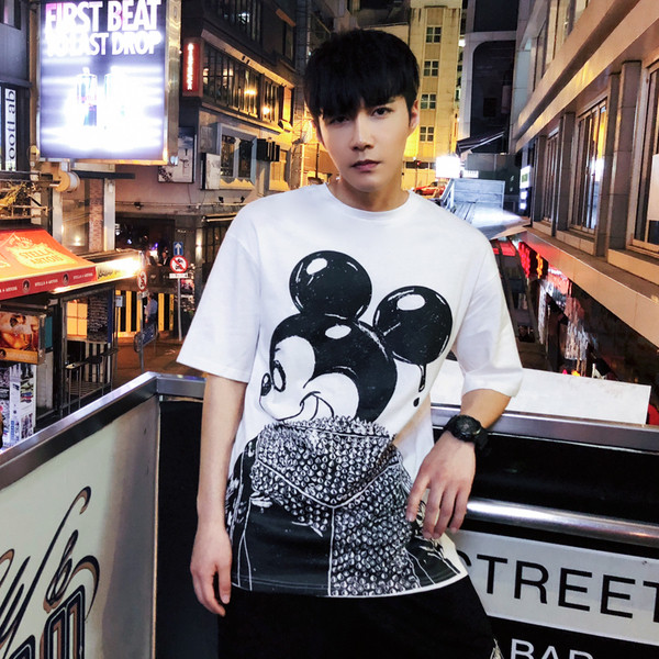 Tricou bărbătesc din bumbac cu imprimeu alb și negru