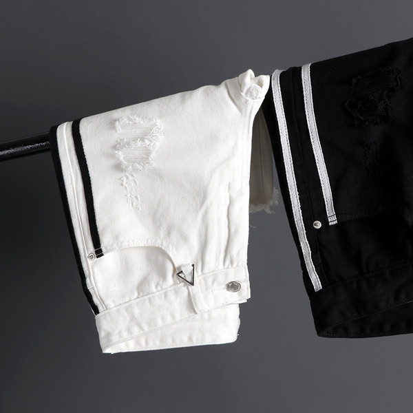 Мъжки къси панталони в два цвята с ленти отстрани 