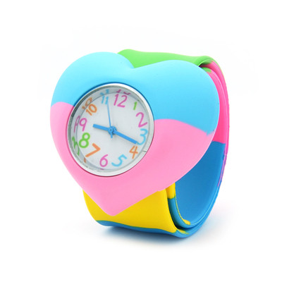 Παιδικό ρολόι χρωμάτων σε διάφορα σχήματα