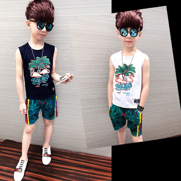 Vesta zilnica pentru copii pentru un baiat cu imprimeu in alb si negru