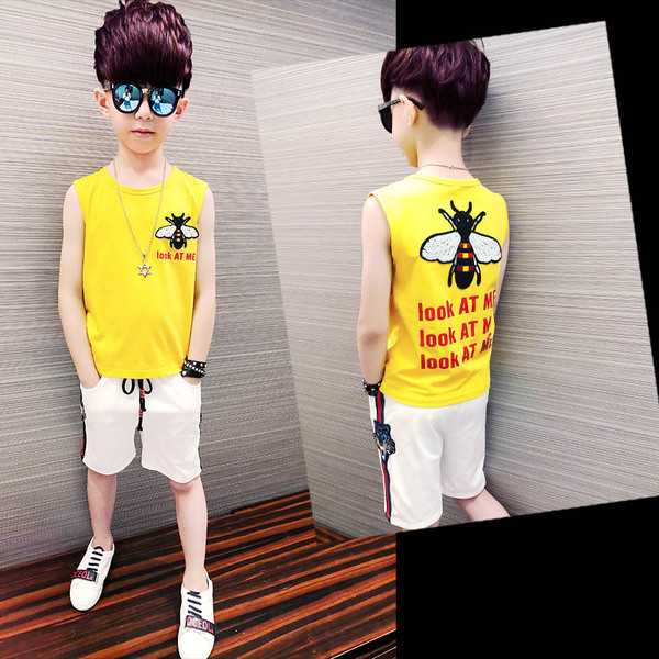 Maieu pentru copii cu inscripție și broderie de culoare galbenă