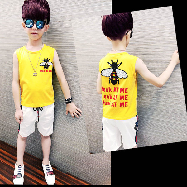 Maieu pentru copii cu inscripție și broderie de culoare galbenă