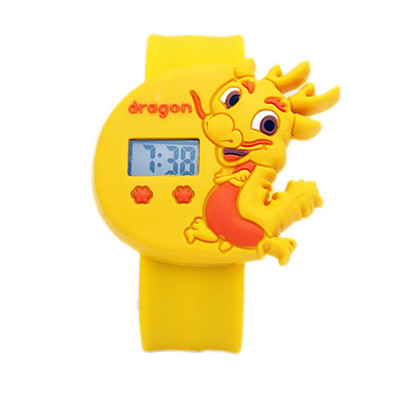 Παιδικό ρολόι με λουρί από καουτσούκ και στοιχείο σε σχήμα ζώου