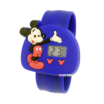 Παιδικό ρολόι με λουρί από καουτσούκ και στοιχείο σε σχήμα ζώου