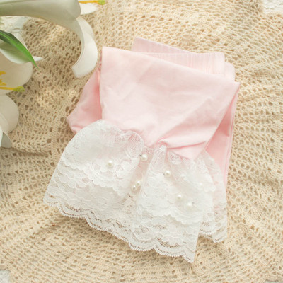 Детски клин с дантела и перли