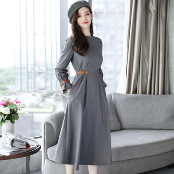 Model modern de rochie de dama cu buzunare si maneci din piele