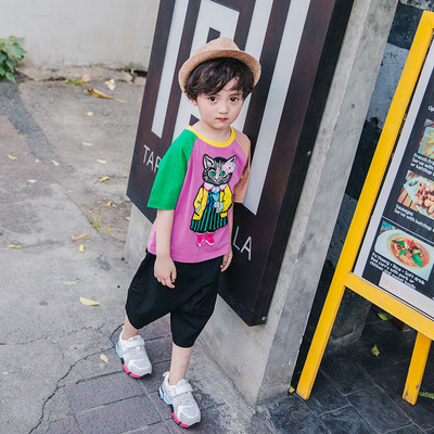 Πολύχρωμο παιδικό μπλουζάκι με κεντήματα κατάλληλο για αγόρι και κορίτσι