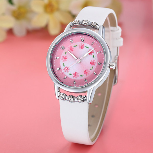 Gyerekóra több színben, díszkövekkel