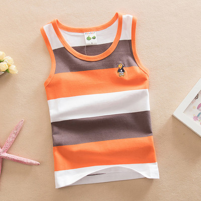 Több színben hímzéssel ellátott csíkos gyerekcipő fiúnak