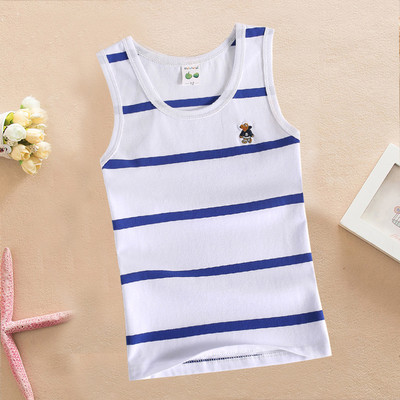 Több színben hímzéssel ellátott csíkos gyerekcipő fiúnak