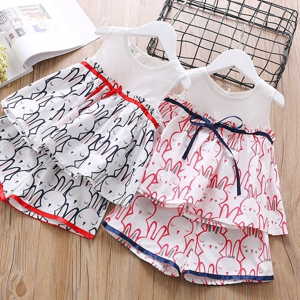 Детски комплект включващ потник и панталони с апликация