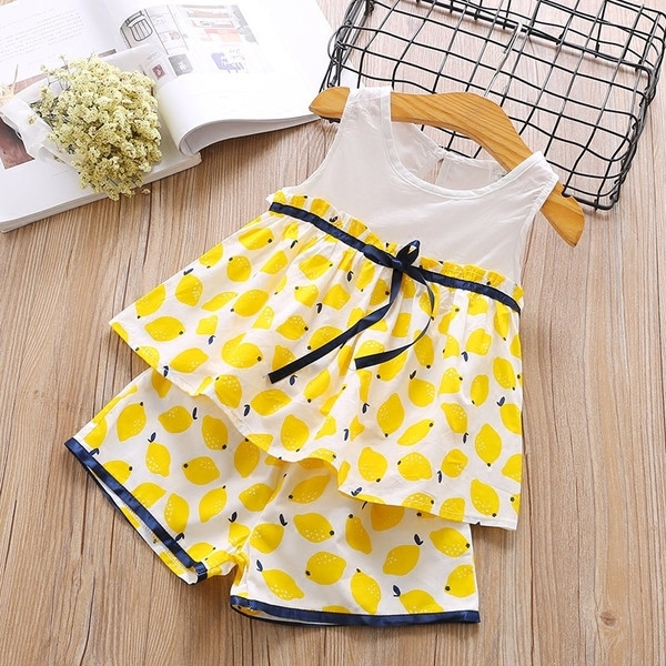 Детски комплект включващ потник и панталони с апликация