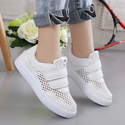 Παιδικά παπούτσια για κορίτσια σε διαφορετικά χρώματα