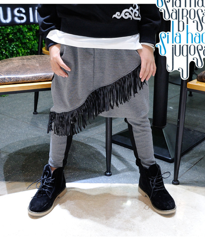 Pantaloni moderni pentru copii in doua culori cu element franjuri